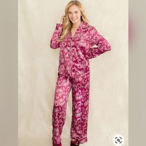 Joyfolie Women's Satin Charlotte Pajamas in Berry Large Pajama Set